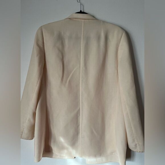 AKRIS vintage cream blazer, front pockets, no lining, no closure, size S/M - Picture 4 of 4